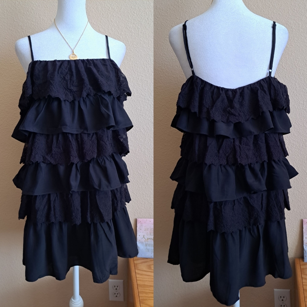 DRESS